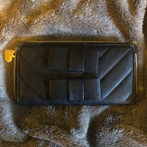 🌻Betsy Jonson wallet🌻
